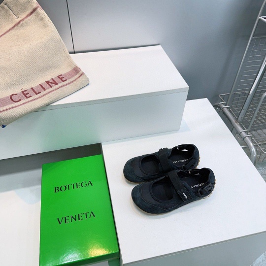 Bottega Veneta Women Shoes-39